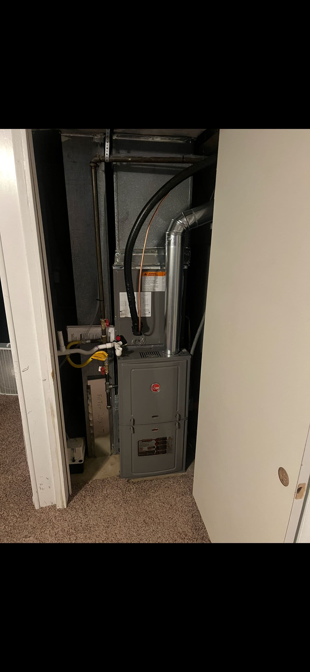 Gallery photos for High-Efficiency Rheem HVAC System Installed in Older Home: Image #1