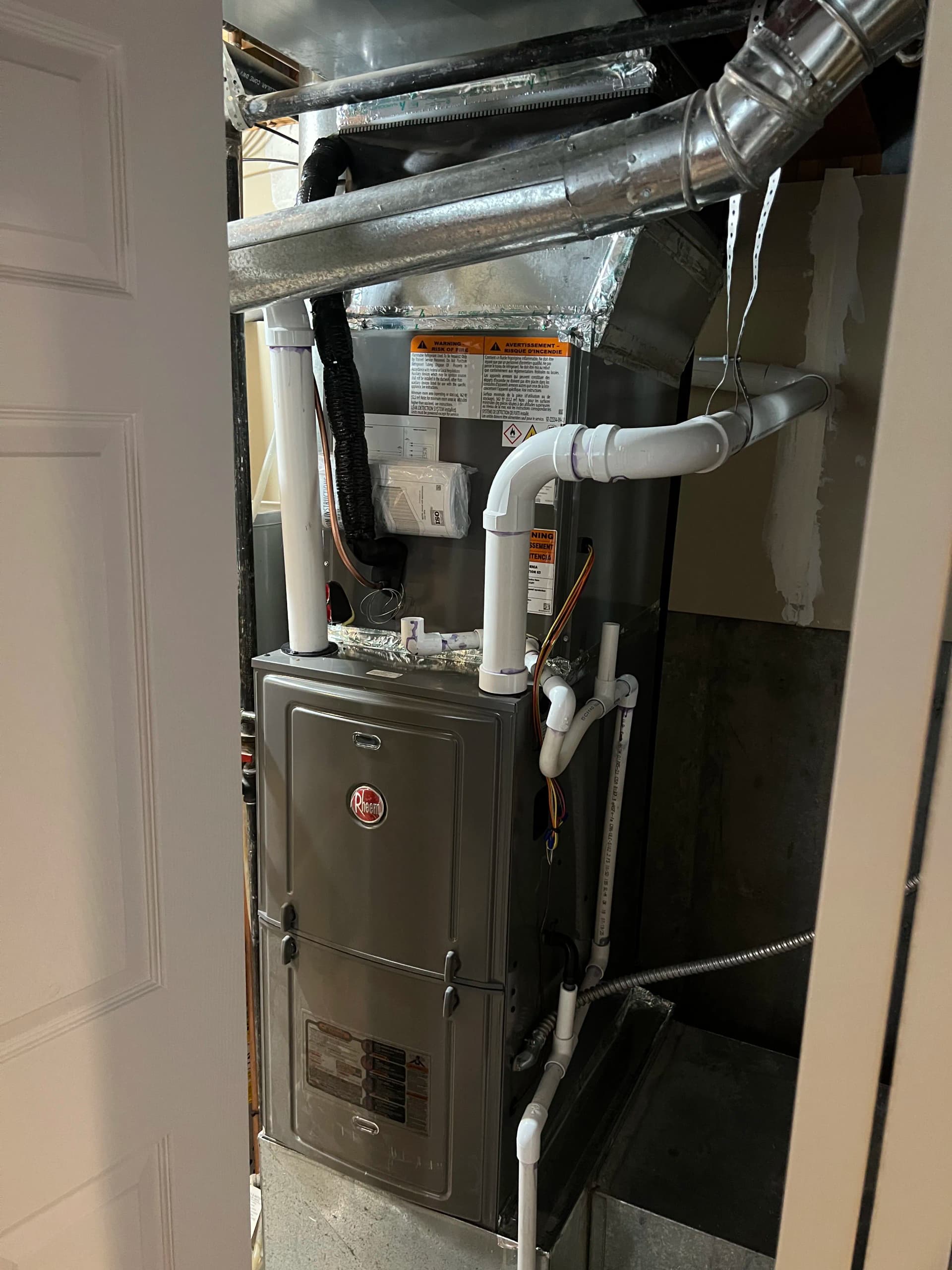 Gallery photos for New Rheem AC and 95% Efficient Furnace Installation Complete: Image #1