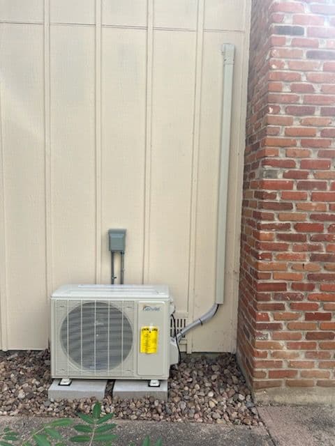 Energy-Efficient Senville Mini Split Installation image