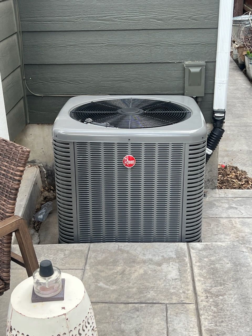 Gallery photos for Efficient Heating and Cooling with New Rheem Installation: Image #1